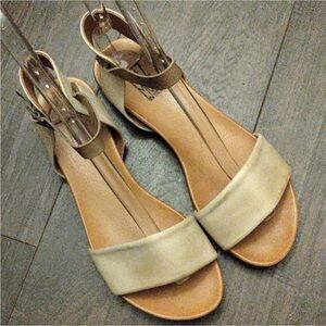 Miz Mooz Tan and Cream Sandals
